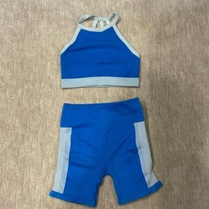 Fabletics Short and Sports Bra Set